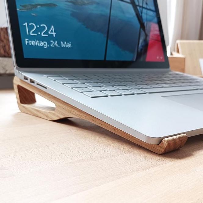 Laptop Ständer | ergonomisch Arbeiten | Eiche massiv | Schreibtischerhöhung | Laptopständer Eiche | Laptop riser | Laptop stand | mitnehmbar