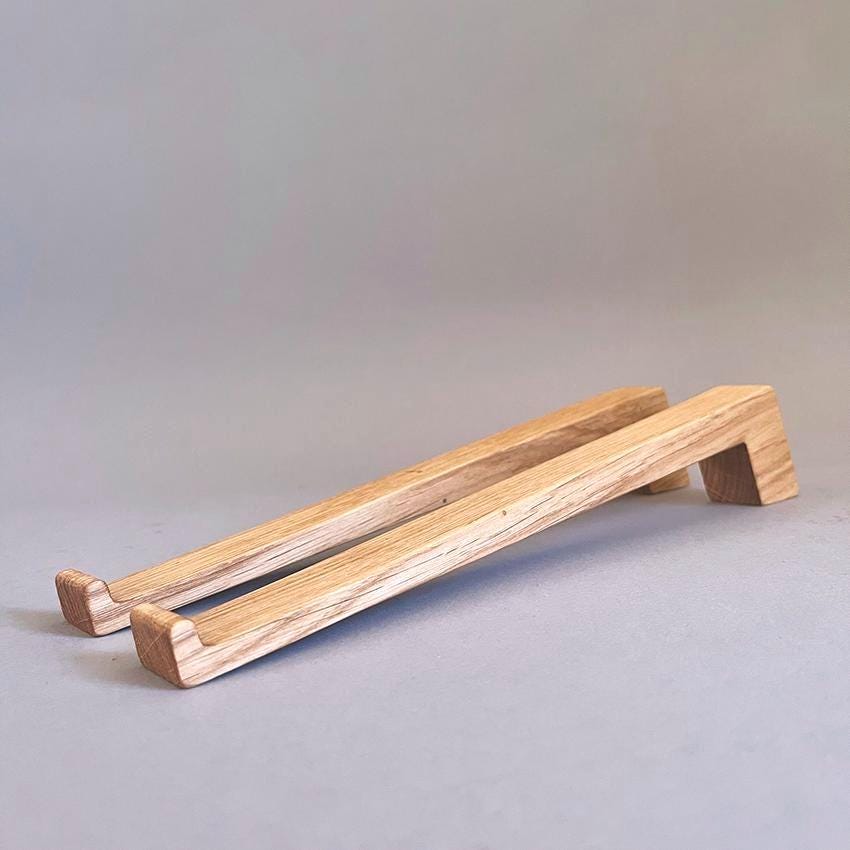 Laptop Ständer | ergonomisch Arbeiten | Eiche massiv | Schreibtischerhöhung | Laptopständer Eiche | Laptop riser | Laptop stand | mitnehmbar