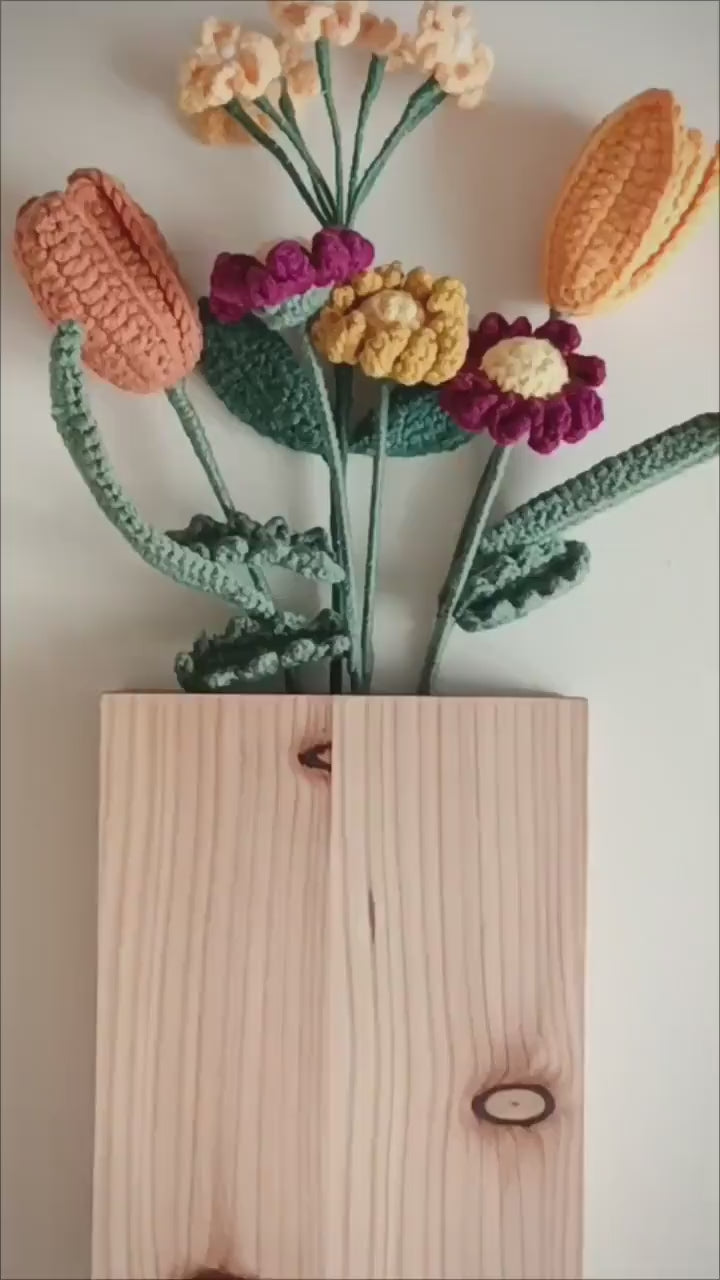Vase für Trockenblumen | Wandvase | Blumenvase | Vase aus massiver Fichte | gefertigt aus einem Stück | Trockenblumen | Wanddeko | Wohndeko