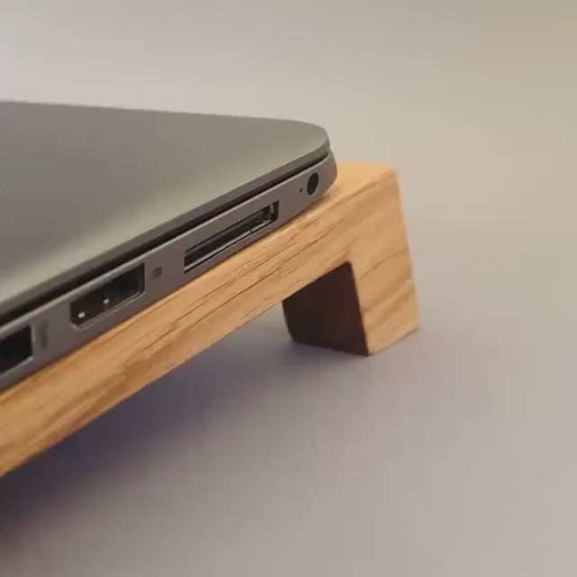 Laptop Ständer | ergonomisch Arbeiten | Eiche massiv | Schreibtischerhöhung | Laptopständer Eiche | Laptop riser | Laptop stand | mitnehmbar